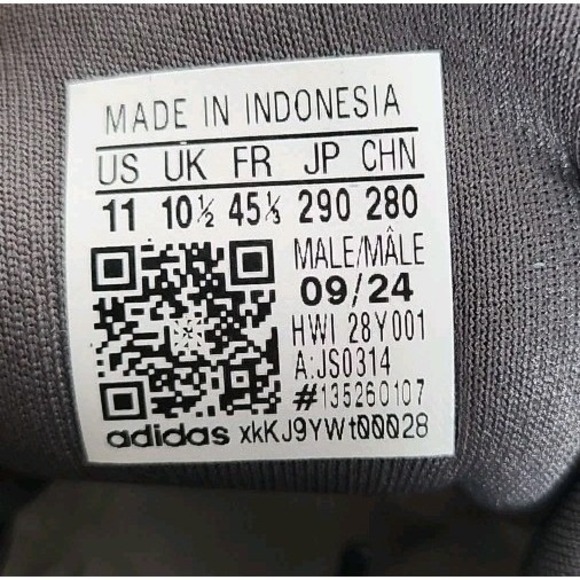 Adidas Ultradream DNA Running Shoes Men's Size 11 Grey White Athletic Sneakers